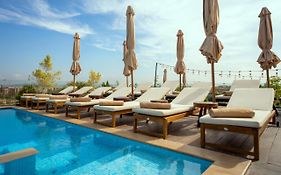 Longue Vie Hotels